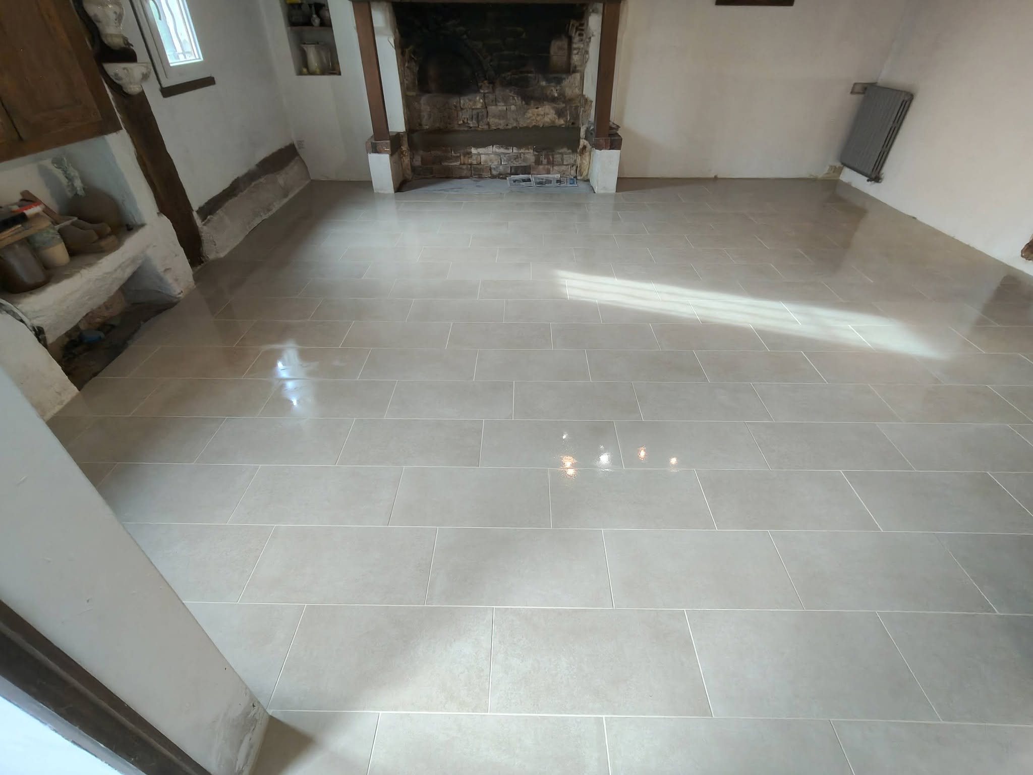 Après rénovation carrelage salon FTC